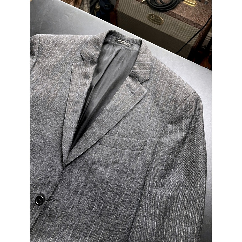 John Varvatos 38 Short Grey with Lt Blue Pinstripe Blazer USA PERFECT